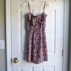 CLEARANCE❗Rue21 Black Floral Ruffle Dress - S